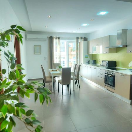 Bright & Large 2Bedrooms In Sliema Center Mpor1-1 Dış mekan fotoğraf