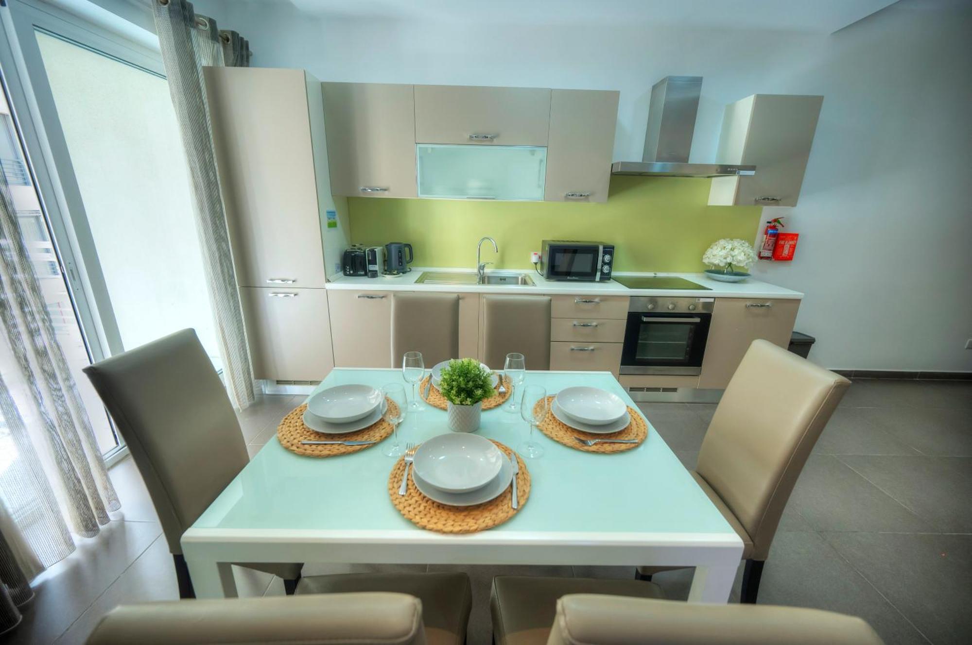 Bright & Large 2Bedrooms In Sliema Center Mpor1-1 Dış mekan fotoğraf