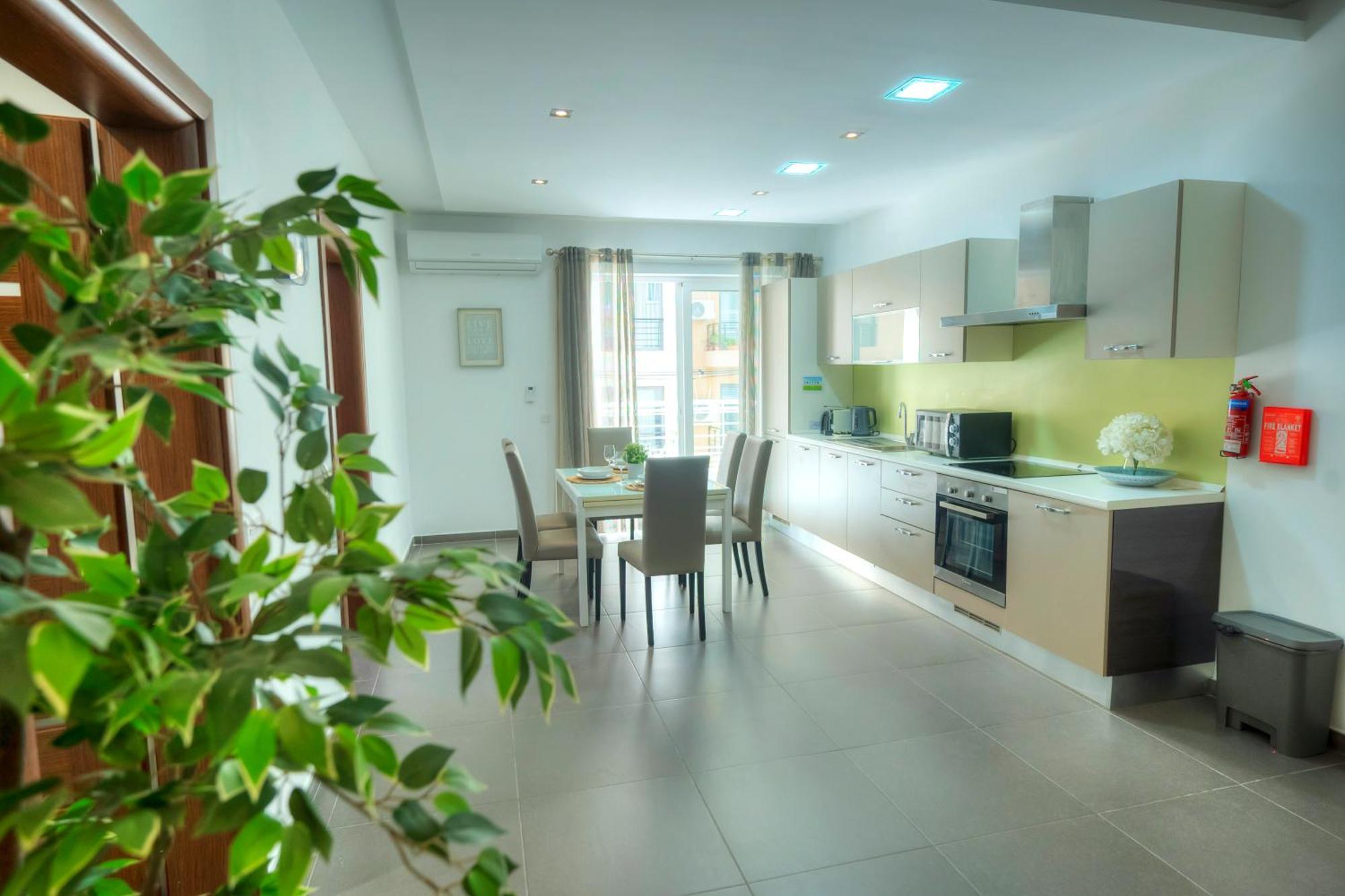 Bright & Large 2Bedrooms In Sliema Center Mpor1-1 Dış mekan fotoğraf
