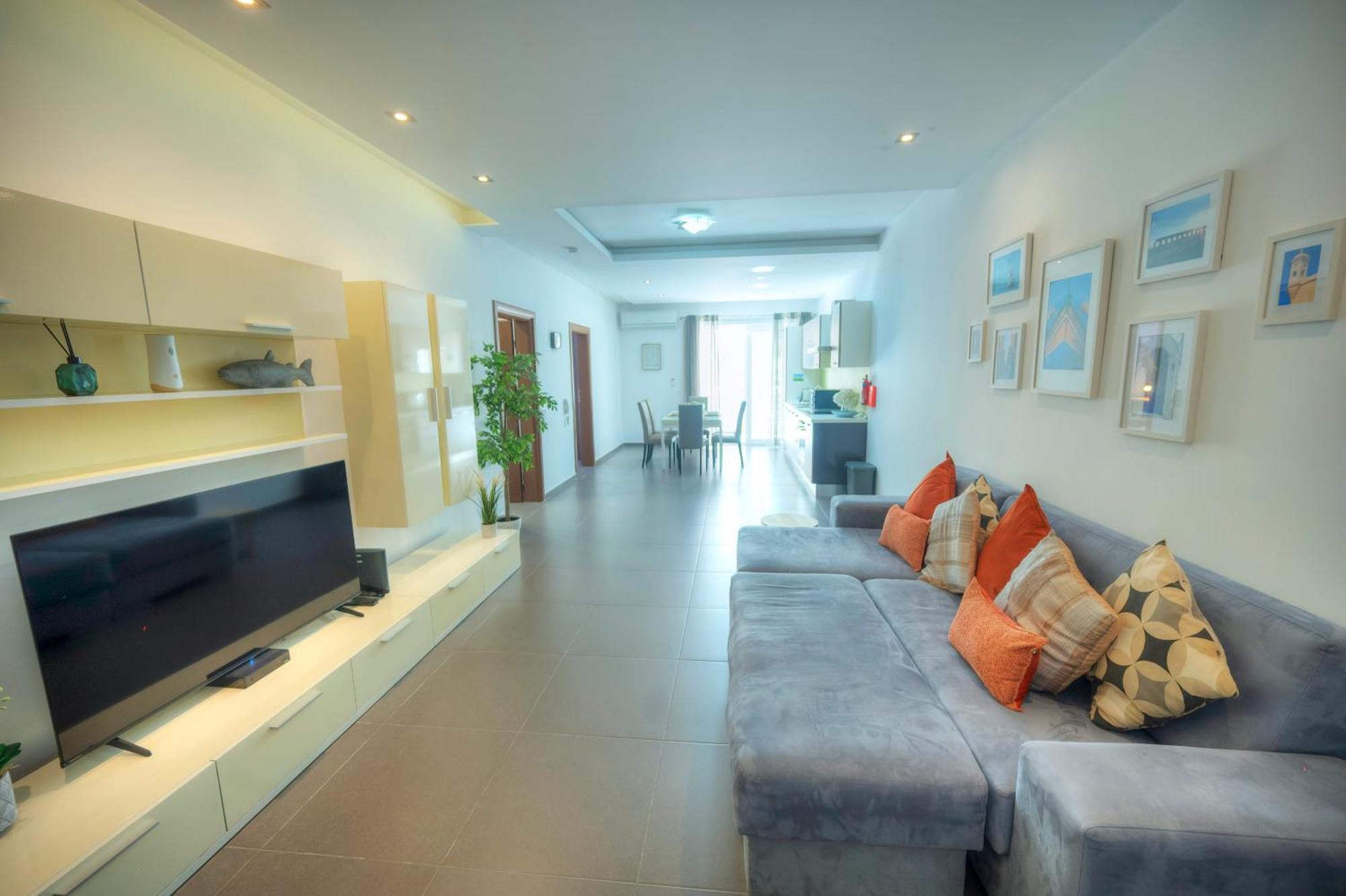Bright & Large 2Bedrooms In Sliema Center Mpor1-1 Dış mekan fotoğraf