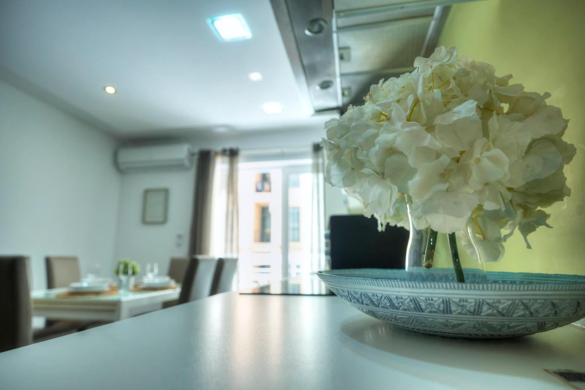 Bright & Large 2Bedrooms In Sliema Center Mpor1-1 Dış mekan fotoğraf