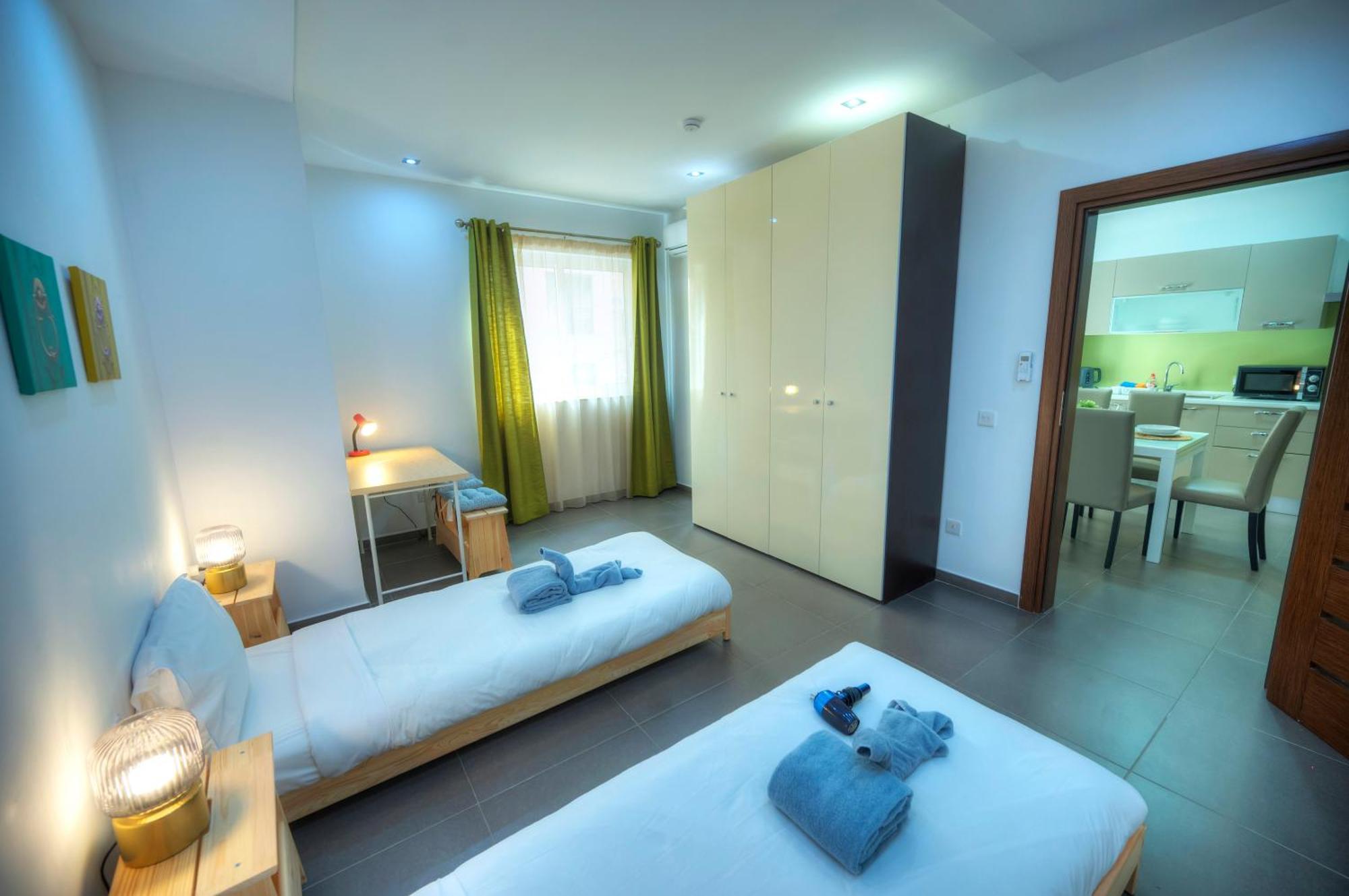 Bright & Large 2Bedrooms In Sliema Center Mpor1-1 Dış mekan fotoğraf