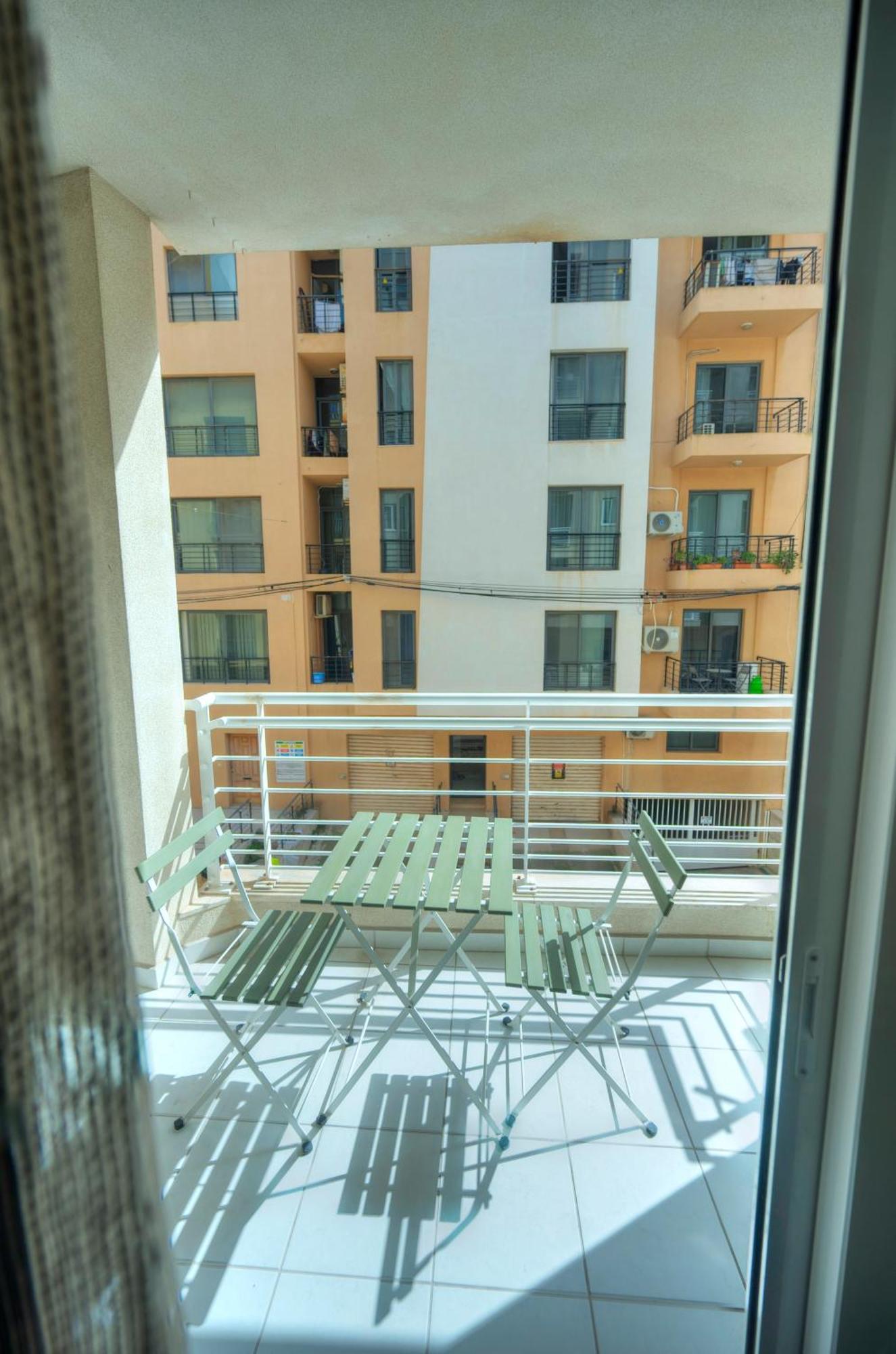 Bright & Large 2Bedrooms In Sliema Center Mpor1-1 Dış mekan fotoğraf