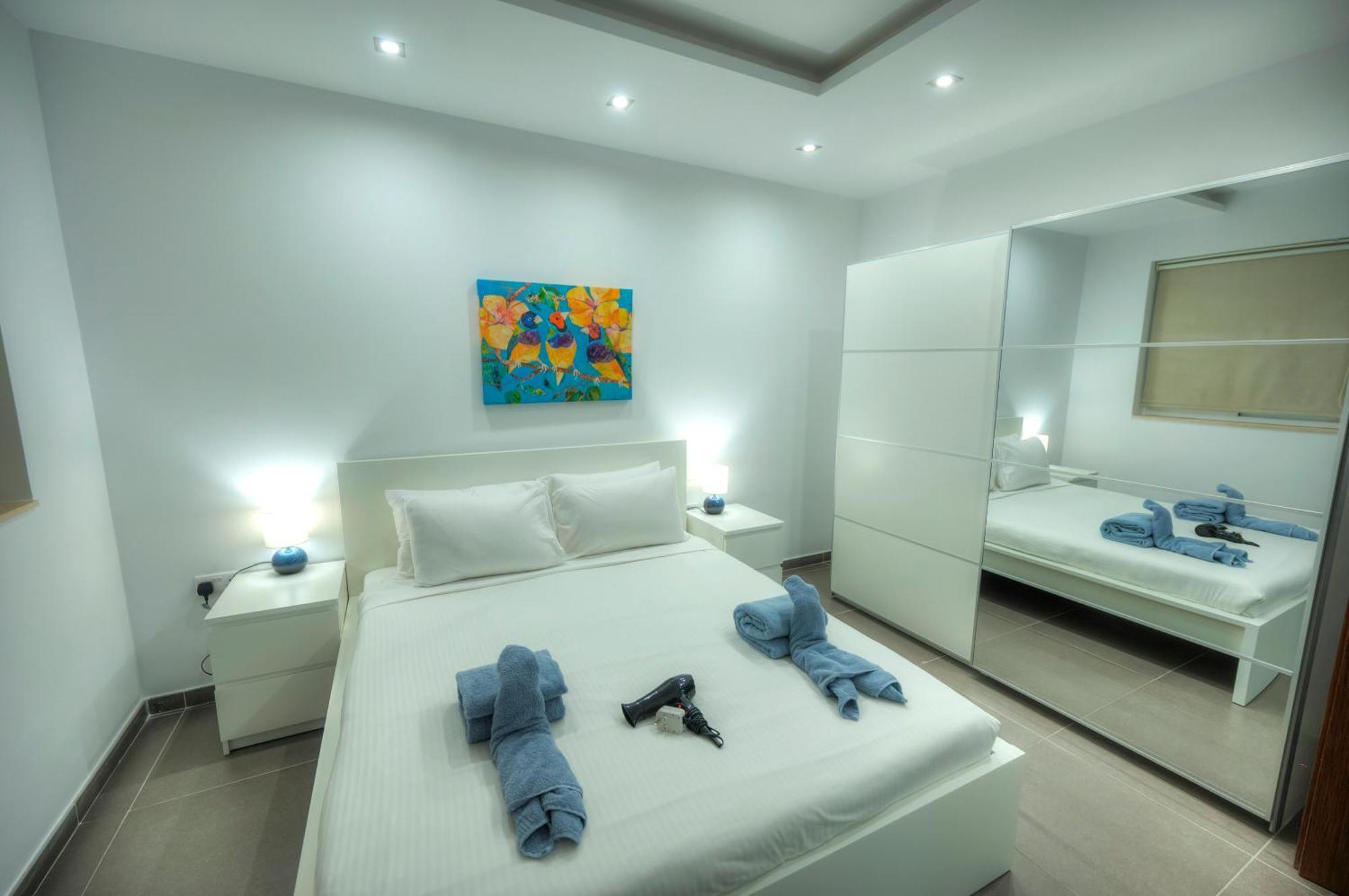 Bright & Large 2Bedrooms In Sliema Center Mpor1-1 Dış mekan fotoğraf